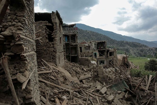 2200 osób nie żyje! Tragiczne trzęsienie ziemi, ofiar coraz więcej!