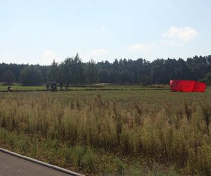 Panika w Czosnówce po upadku drona.