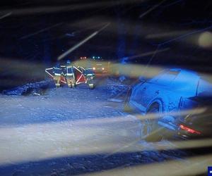 Rozbite audi, martwy rowerzysta leżał na ziemi