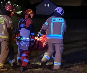 Nastolatek wymusił pierwszeństwo. Z auta wyleciał fotelik dla dziecka. Trzy osoby ranne, w tym 5-letni maluszek