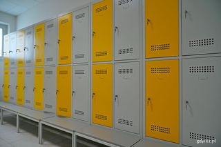 Hala sportowa przy ZSHG w Gdyni, ul. Morska 77