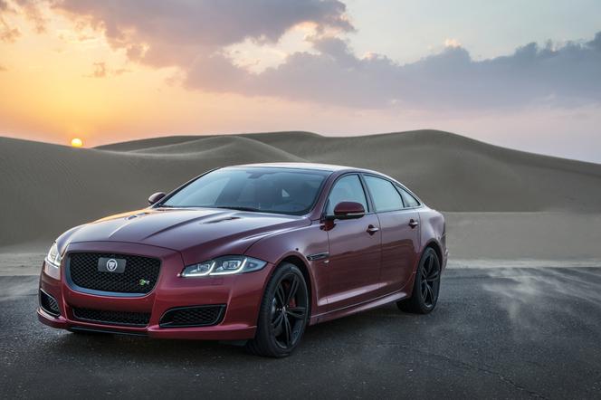 Jaguar XJR