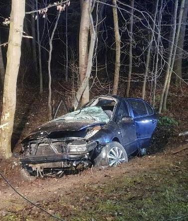 16-letnia dziewczyna zginęła wskutek wypadku drogowego w Zalesiu (Świętokrzyskie)