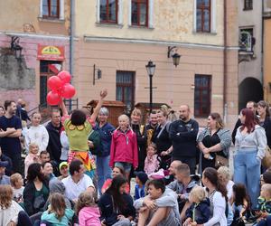 To już ostatni dzień Carnavalu Sztukmistrzów 2024 w Lublinie! Pogoda nie odstraszyła chętnych [GALERIA]