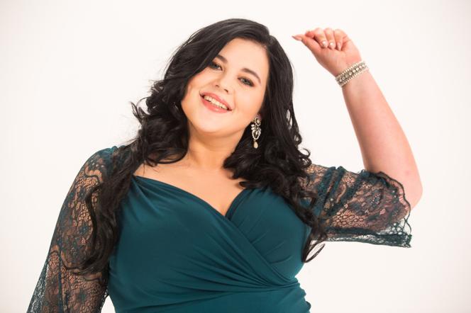 #Supermodelka Plus Size. Ewa Zakrzewska: Jesteś śliczna. Żadna maciora! [WIDEO]