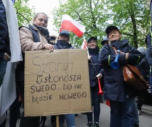 Protest pracowników Poczty Polskiej w Warszawie