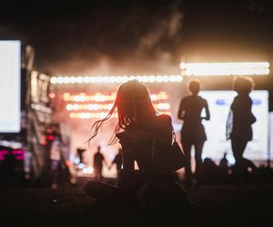 Open’er Festival 2025 - czy można zabrać torebkę, powerbanka i parasol? Czy można wejść z psem? Lista rzeczy zakazanych