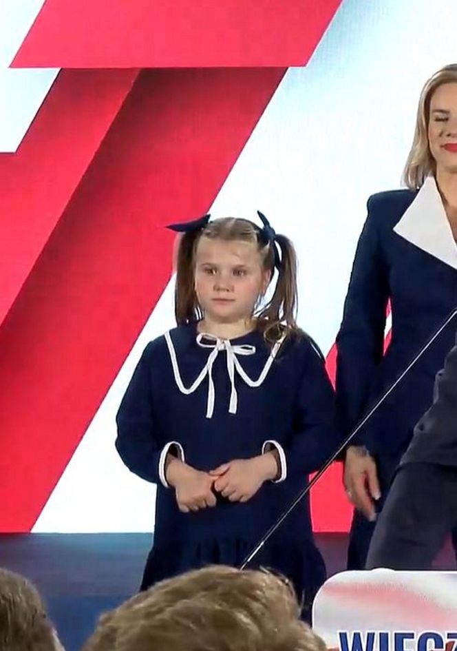 Karol Nawrocki z rodziną. Jego córka skradła show na wieczorze wyborczym
