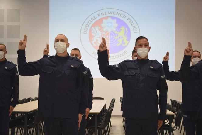 Nowi policjanci złożyli ślubowanie w Rzeszowie [ZDJĘCIA]