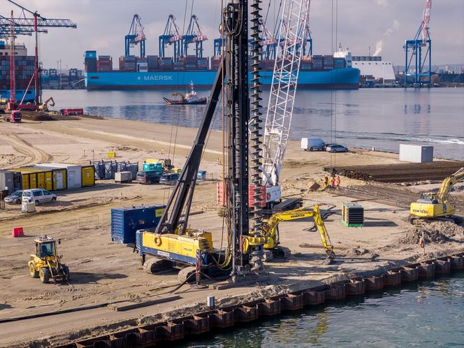 Budowa terminalu T5 Baltic Hub