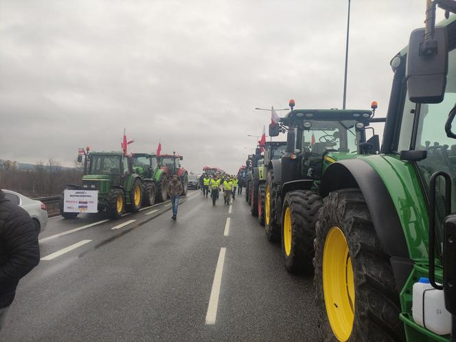 Protest rolników w Elblągu na S7