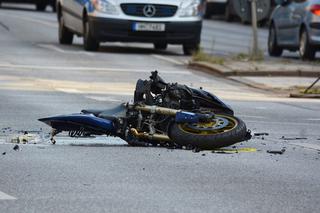 Toruń: Wypadek na ulicy Legionów, motocyklista w szpitalu!