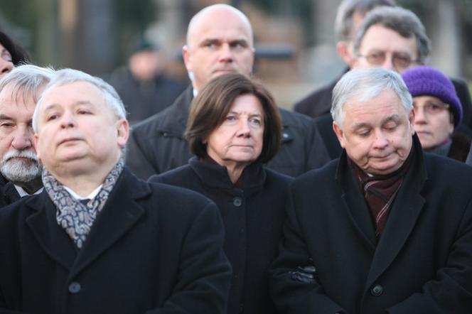 Przywołuje treść ostatniej rozmowy braci Kaczyńskich? Sensacyjne doniesienia. To wychodzi na jaw dopiero teraz