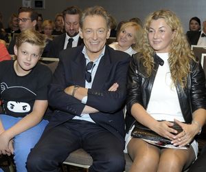 Jacek Borkowski pokazał dorosłe dzieci. Podobni do znanego taty?