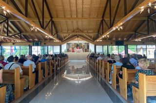 Modlili się w podzięce za wygraną Nawrockiego. Politycy PiS zjechali do słynnego sanktuarium