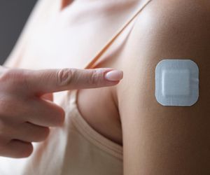 Nowy hit w suplementacji to plastry. Ekspert wyjaśnia, czy warto je stosować