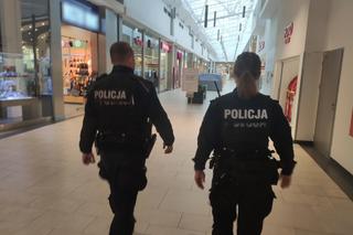 Kontrole policji z Torunia. Sprawdzają respektowanie obostrzeń i noszenie maseczek