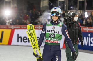 Kamil Stoch pokazał niepokojące zdjęcie kontuzjowanej nogi. Od tego widoku robi się słabo