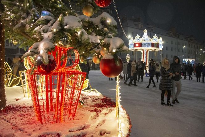 Jarmark i ozdoby świąteczne w Bytomiu w 2023 roku. Było pięknie!