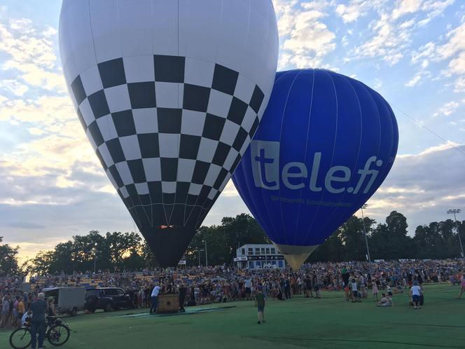 Fiesta balonowa na stadionie GKM-u Grudziądz