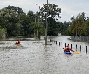 Wrocław - woda przy osiedlu na Stabłowicach 