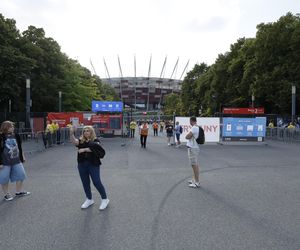 Koncert Justina Timberlake'a w Warszawie - fani pod PGE Narodowym