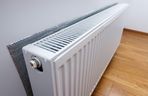 Nowoczesne grzejniki stalowe i aluminiowe a efektywność cieplna