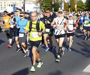 Uczestnicy 46. edycji Nationale-Nederlanden Maratonu Warszawskiego