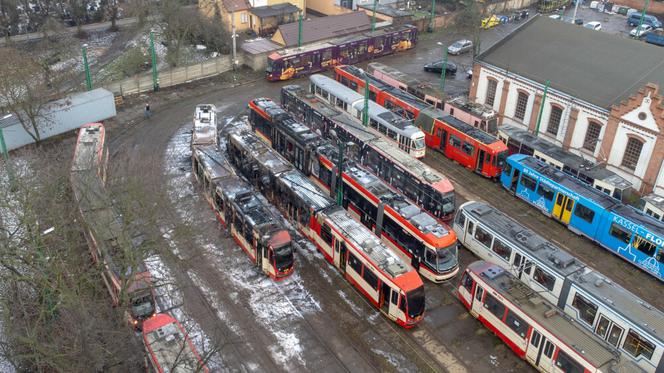 Pożar w zajezdni tramwajowej w Nowym Porcie