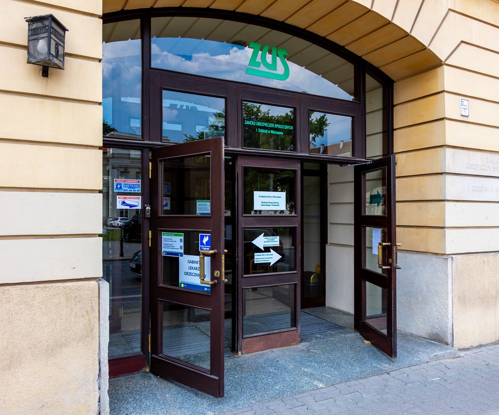Emerytury w sierpniu 2023 - w innych terminach wypłata dla seniorów