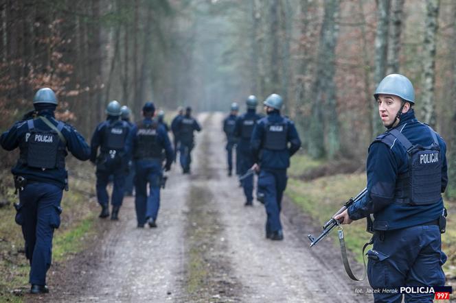 Policjanci w akcji! W użyciu helikopter, sprzęt noktowizyjny i termowizyjny oraz nawigacja