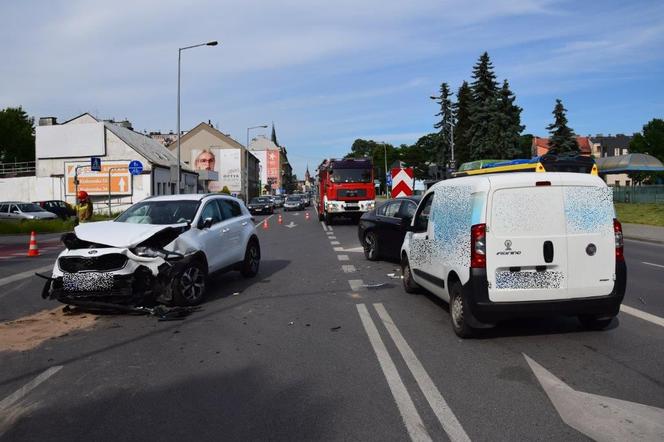Kolizja trzech aut na ulicy Krakowskiej