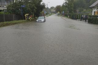 Luksusowe BMW Macieja Dowbora zatopiło się w Będzinie. Teraz to tylko pozostaje się popłakać