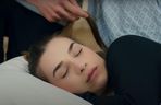 Alper zboczeńcem! Rankiem zakradnie się do sypialni kobiet.