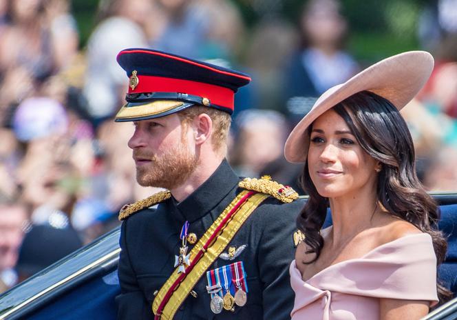 księżna Meghan i książę Harry w Buckingham Palace