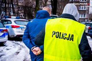 Ruda Śląska: Maszerowali z maczetami na kibica! Zniszczyli auto, ukradli piłę spalinową