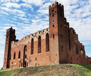 Nie tylko Malbork. Zamki krzyżackie - ile jest ich w Polsce i gdzie są? Zwiedzanie, atrakcje