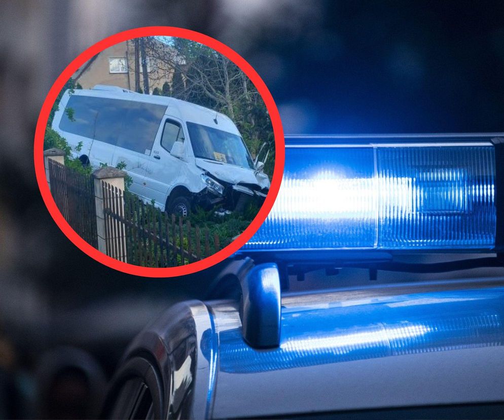 Kierowca szkolnego busa uderzył w ogrodzenie. Ranne dzieci