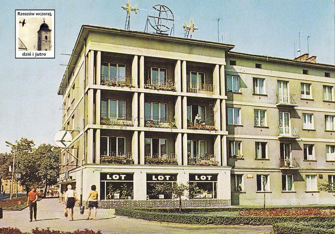 Blok mieszkalny przy ówczesnym placu Zwycięstwa (nazwa została nadana w 1952 roku. W 1990 zmieniono ją na plac Ofiar Getta)