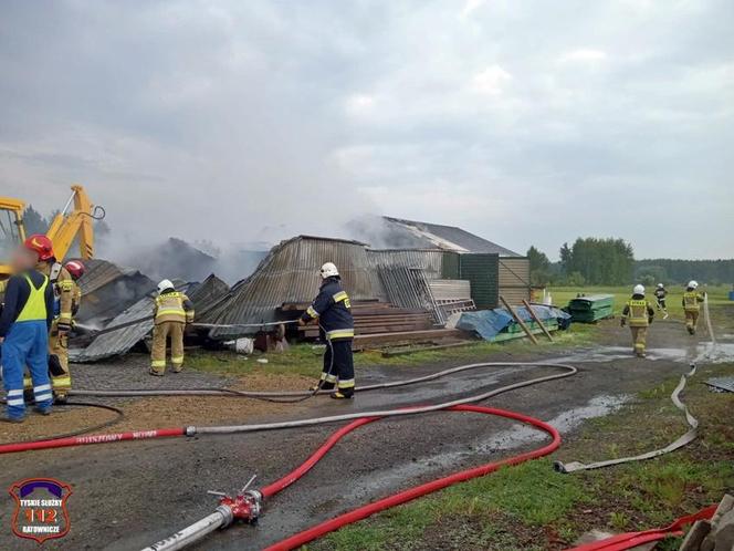 Pożar blaszanego warsztatu na ul. Ruchu Oporu w Bojszowach Nowych