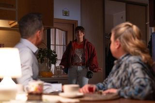 Na dobre i na złe, odcinek 957: Falkowicz i Jadzia przyłapani na pocałunku! Tak blisko jeszcze nie byli. Połączy ich wspólny wróg - ZDJĘCIA, ZWIASTUN