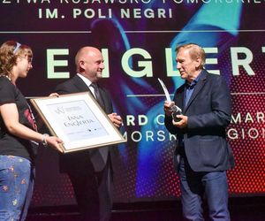 Gala Otwarcia 23. MFF BellaTOFIFEST. Legendy kina przyjechały do Torunia. Zdjęcia z imprezy