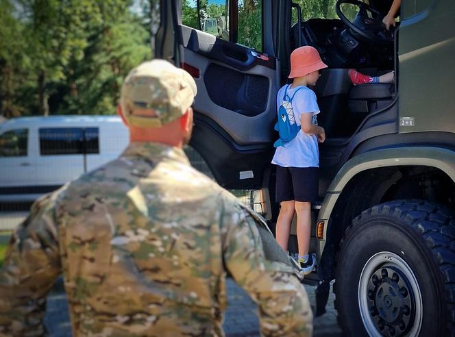 Piknik wojskowy w gminie Olsztyn k. Częstochowy