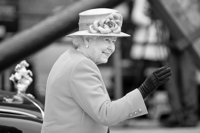 Królowa Elżbieta II nie żyje. Świat sportu opłakuje potworną stratę! Poruszające wpisy