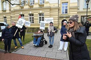 Protest osób z niepełnosprawnościami w Warszawie (3.12.2024)