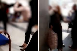 Atak w banku w Przemyślu. Seniorka wymierzyła agresorce cios kulą ortopedyczną [WIDEO]