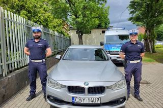 Policyjna eskorta do grudziądzkiego szpitala. W tle roczne dziecko z bardzo wysoką gorączką