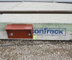 Kraków buduje Warszawie plac Zawiszy. Byliśmy w fabryce, gdzie powstanie 121 elementów wielkiej układanki