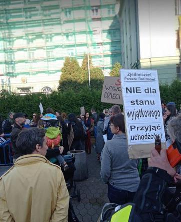 Warszawa: Trwa protest w obronie uchodźców