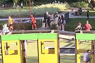 Nieprzytomna nastolatka leżała na placu zabaw w Elblągu. Miała wypić 0,5 litra wódki